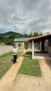 Casa com 2 Quartos para alugar, 80m² no Condado de Maricá, Maricá