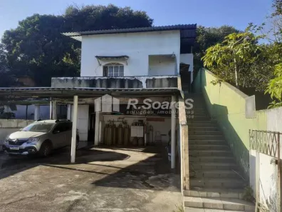 Casa com 3 Quartos à venda, 250m² no Jardim Sulacap, Rio de Janeiro