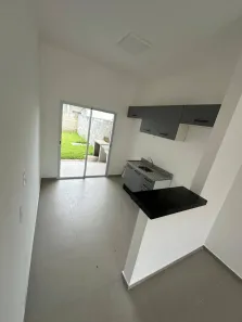 Casa de Condomínio com 3 Quartos para alugar, 100m² no Petrópolis, Várzea Grande