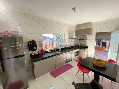 Casa com 3 Quartos à venda, 80m² no Shopping Park, Uberlândia