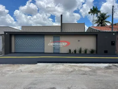 Casa com 3 Quartos à venda, 270m² no Jardim Atlântico, Goiânia