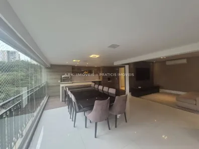 Apartamento com 4 Quartos para alugar, 245m² no Vila Mariana, São Paulo