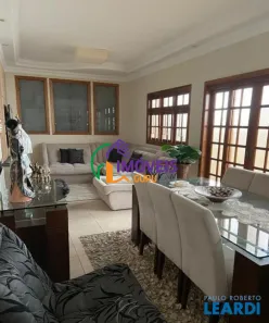 Casa com 4 Quartos à venda, 253m² no Chácara Mafalda, São Paulo