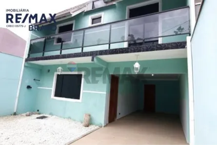 Sobrado com 3 Quartos para alugar, 199m² no Uberaba, Curitiba
