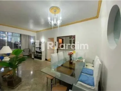  com 2 Quartos à venda, 70m² no Copacabana, Rio de Janeiro