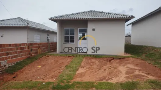 Casa com 2 Quartos para alugar, 160m² no Centro, Piratininga