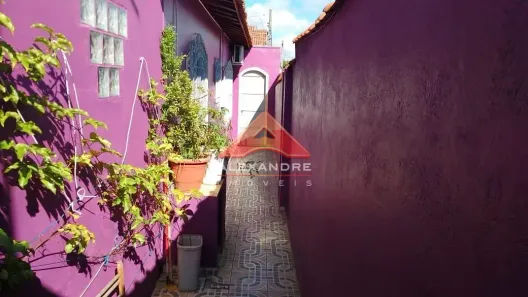 Casa com 2 Quartos à venda, 120m² no Jardim Ismênia, São José dos Campos