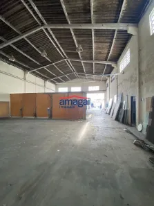 Galpão/Depósito/Armazém à venda, 550m² no Jardim Santa Maria, Jacareí