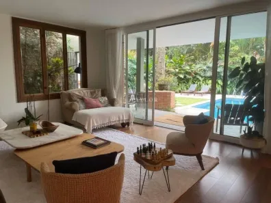 Casa com 5 Quartos à venda, 700m² no Santo Amaro, São Paulo