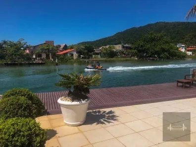 Casa com 3 Quartos à venda, 300m² no Barra da Lagoa, Florianópolis