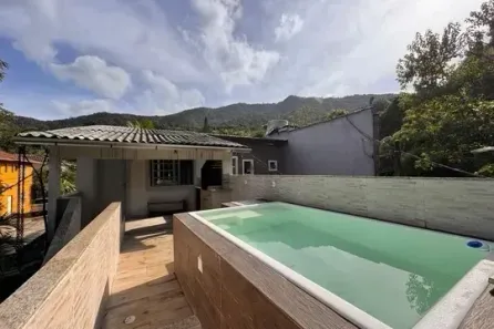 Casa com 2 Quartos para alugar, 100m² no Vargem Pequena, Rio de Janeiro