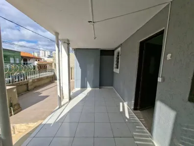 Casa com 2 Quartos para alugar, 65m² no Vila Yara, Osasco