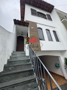 Sobrado com 3 Quartos à venda, 196m² no Campestre, Santo André