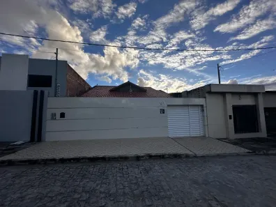 Casa com 3 Quartos à venda, 124m² no Santa Rosa, Campina Grande