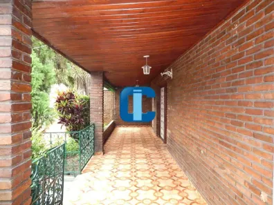 Casa com 3 Quartos para alugar, 198m² no Vila Ipojuca, São Paulo