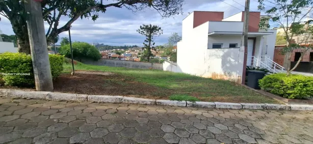 Lote/Terreno à venda, 300m² no Vila Domingues, Votorantim
