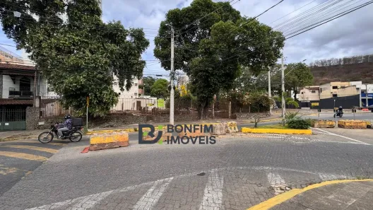Lote/Terreno à venda, 795m² no São Pedro, Governador Valadares
