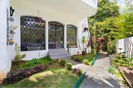 Casa com 3 Quartos à venda, 575m² no Chácara Monte Alegre, São Paulo