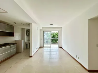 Apartamento com 2 Quartos à venda, 78m² no Abraão, Florianópolis