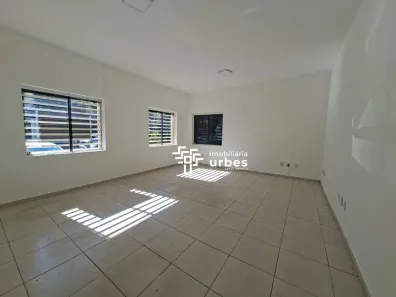 Imóvel Comercial para alugar, 188m² no Chácara Girassol, Americana