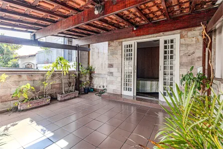 Sobrado com 3 Quartos para venda ou aluguel, 162m² no Vila Anglo Brasileira, São Paulo