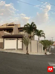 Casa com 2 Quartos à venda, 172m² no Cidade Jardim, Americana