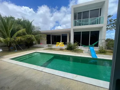 Casa com 3 Quartos para alugar, 350m² no Carapibus, Conde