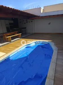 Casa com 3 Quartos à venda, 140m² no Jardim Europa, Uberlândia