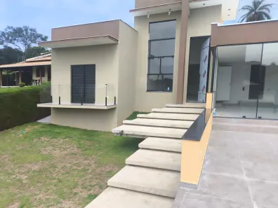 Casa de Condomínio com 3 Quartos à venda, 1000m² no Bosque do Ipê - Clube dos 200 (Melo Viana), Esmeraldas