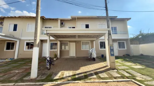 Casa de Condomínio com 3 Quartos para venda ou aluguel, 120m² no Bairro da Vossoroca, Sorocaba