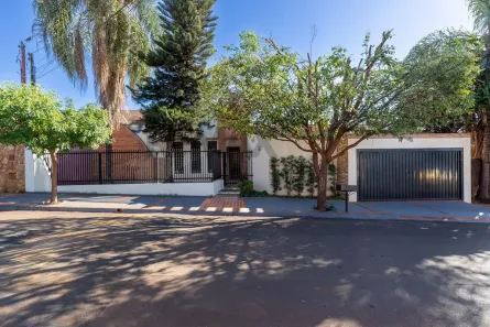 Casa com 4 Quartos à venda, 253m² no Jardim Liberdade, Sertãozinho