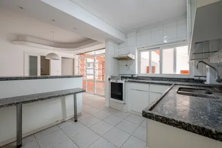 Casa com 3 Quartos à venda, 300m² no Jardim Lindóia, Porto Alegre