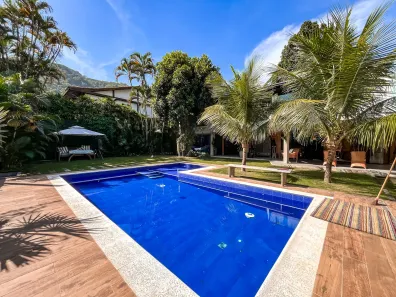 Casa de Condomínio com 3 Quartos à venda, 600m² no Itanhangá, Rio de Janeiro