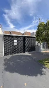Casa com 2 Quartos para alugar, 61m² no Jardim Paulista III, Maringá