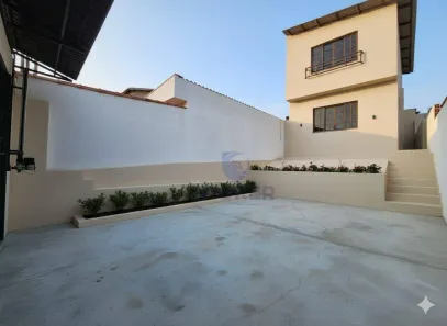 Sobrado com 5 Quartos à venda, 200m² no Vila Aparecida, Suzano