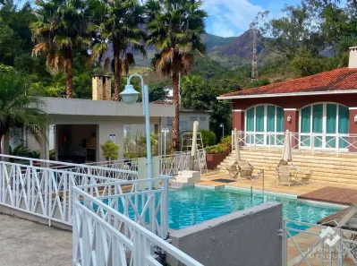 Apartamento com 2 Quartos à venda, 65m² no Corrêas, Petrópolis