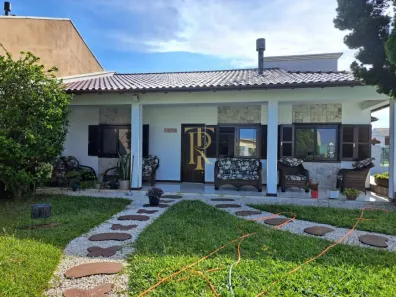 Casa com 3 Quartos à venda, 170m² no CIDREIRA, Cidreira