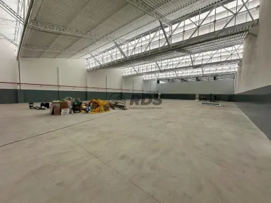Galpão/Depósito/Armazém para alugar, 2000m² no Conceição, Diadema