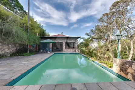 Casa com 4 Quartos à venda, 560m² no Guarapiranga, São Paulo
