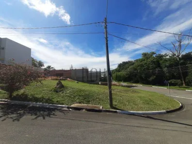 Lote/Terreno à venda, 300m² no Parque Esplanada, Votorantim