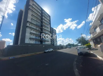 Apartamento com 3 Quartos para alugar, 88m² no Tibery, Uberlândia