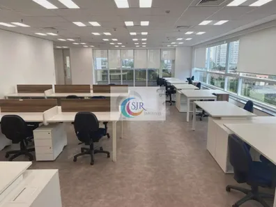Sala Comercial para alugar, 263m² no Jardim das Acácias, São Paulo