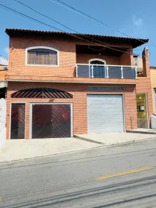 Sobrado com 4 Quartos à venda, 250m² no Conjunto Habitacional Presidente Castelo Branco, Carapicuíba