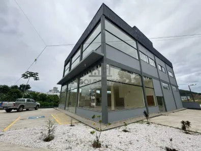 Sala Comercial para alugar, 730m² no Dom Joaquim, Brusque