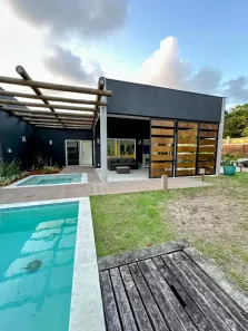 Casa de Condomínio com 3 Quartos para alugar, 450m² no Pipa, Tibau do Sul