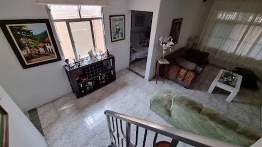 Casa com 5 Quartos à venda, 360m² no Estuário, Santos