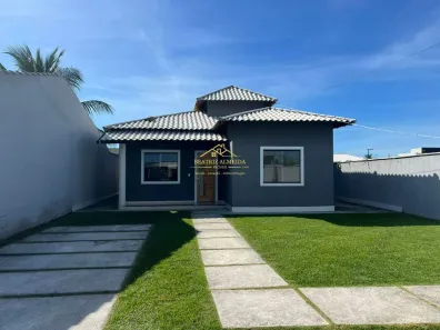 Casa com 3 Quartos para alugar, 106m² no Jardim Atlântico Leste (Itaipuaçu), Maricá
