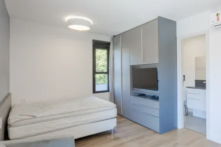 Apartamento com 1 Quarto para alugar, 27m² no Centro, Florianópolis