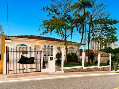 Casa com 3 Quartos à venda, 120m² no Capoeiras, Florianópolis