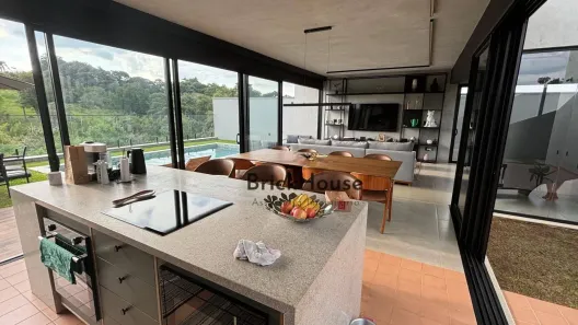 Casa de Condomínio com 3 Quartos à venda, 240m² no , Tietê